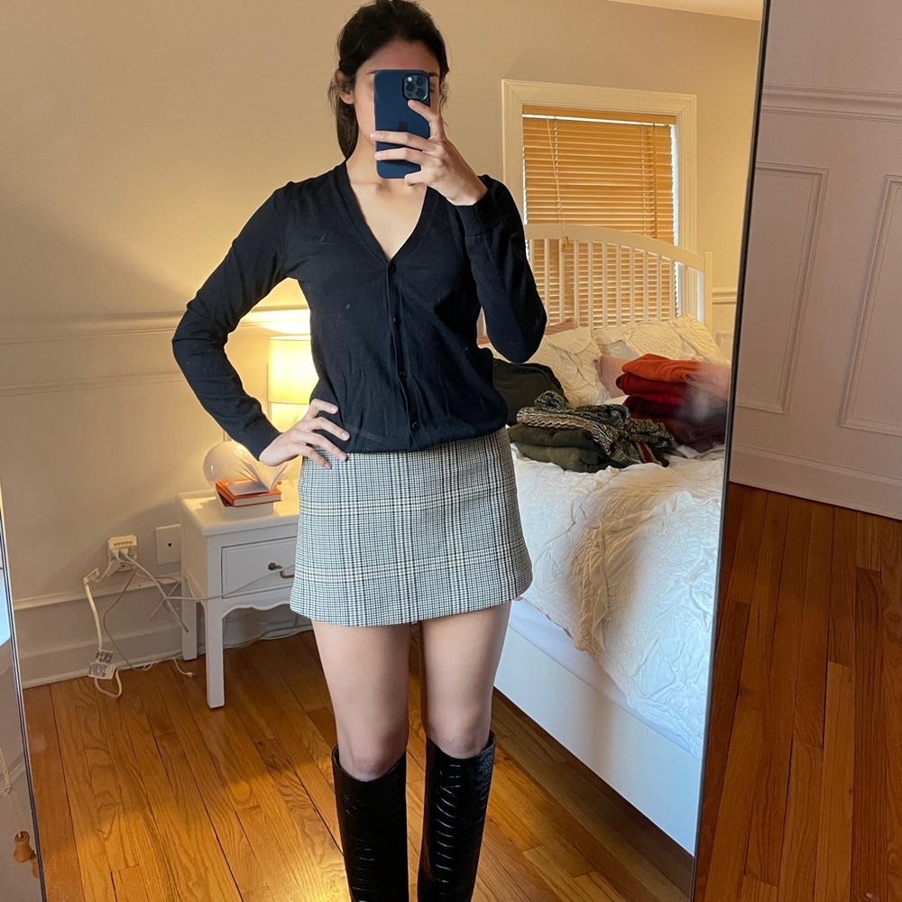 Uniqlo black cardigan